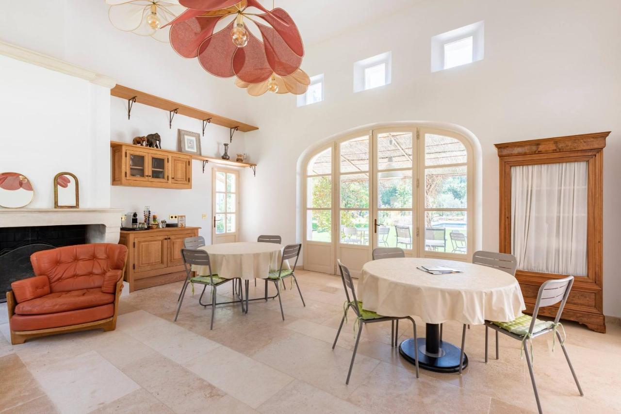 Mas De Lure Hotel Salon-de-Provence Ngoại thất bức ảnh